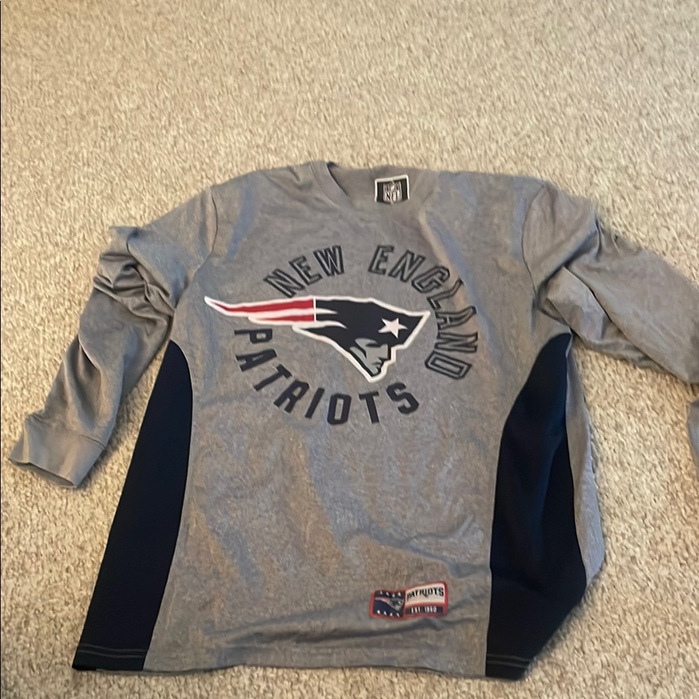 NFL Team Apparel Gray Shirt